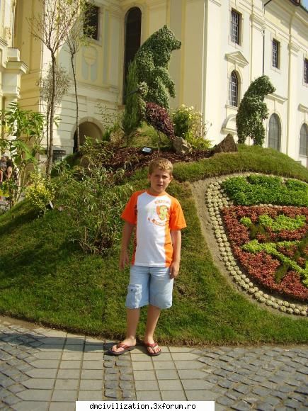 Barladeanu' - Ma numesc Popa Robert , sunt din Barlad.Am 13 ani - Prezentare